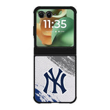New York Yankees Motorola Moto RAZR 2025 Case OV10298