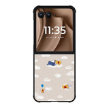 Winnie The Pooh Cloud Pattern Motorola Moto RAZR Plus 2025 Case OV6854