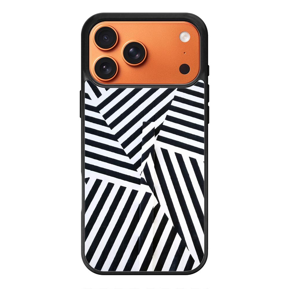 Black And White iPhone 17 Pro Case QC10650